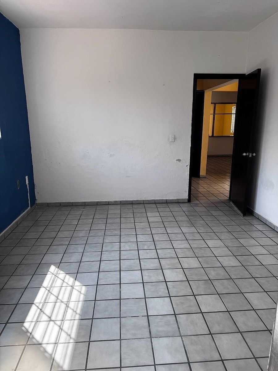 Casa em Magisterial, Colima, foto 15 de 23