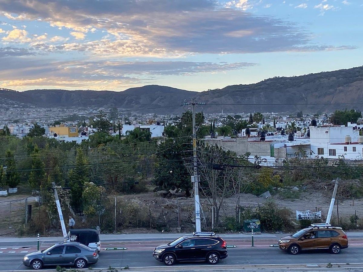 TERRENO VENTA PROL. MARIANO OTERO, foto 1 de 10