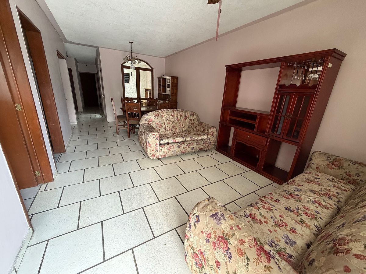 Casa en Renta por la Fuente Olimpica, foto 1 de 23