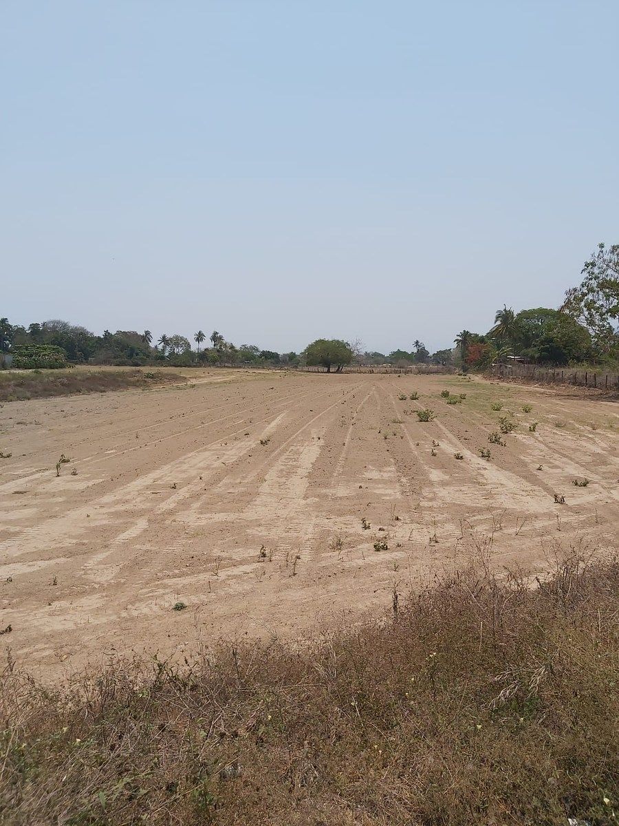 Terreno en Villas Ixtapa, Puerto Vallarta, foto 7 de 9
