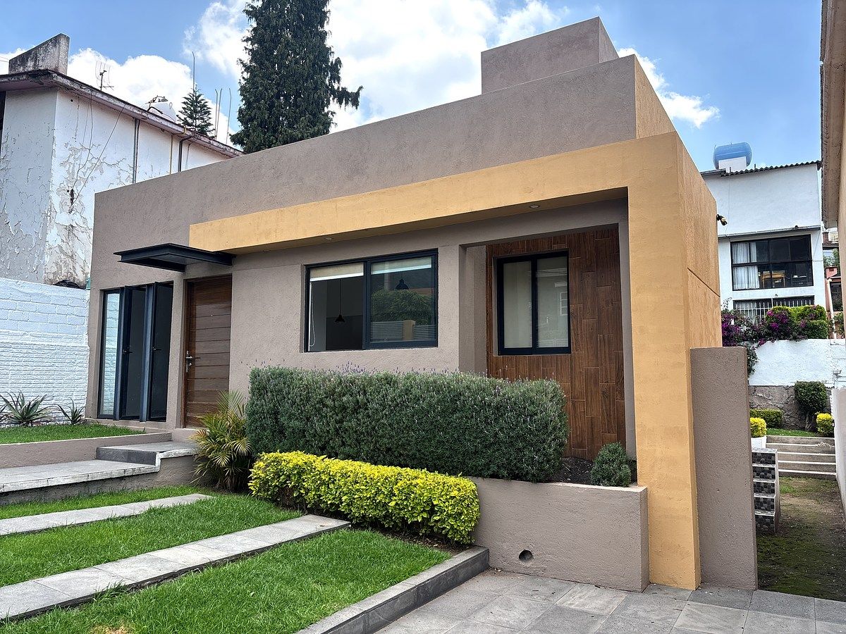 Venta Casa dentro de calle cerrada en Lomas de San Mateo, foto 1 de 21
