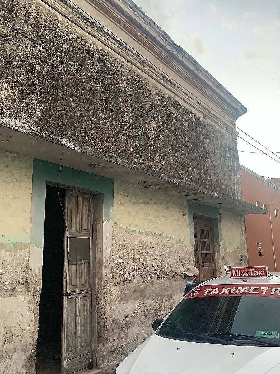 Casa para renovar en el centro dé Merida, excelente ubicación, foto 1 de 10