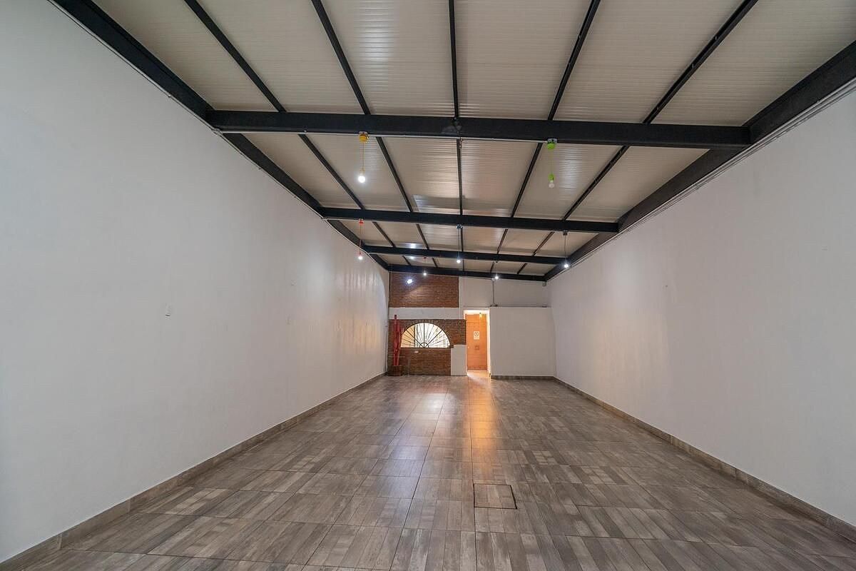 Commercial Storage Unit in Vallejo, Gustavo A. Madero, photo 9 of 16