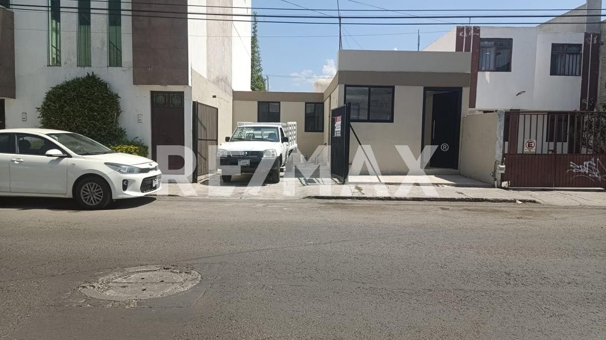 CASA - COMERCIAL EN RENTA, foto 1 de 13