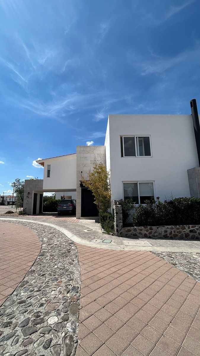 Casa estilo contemporáneo en Renta, foto 1 de 25