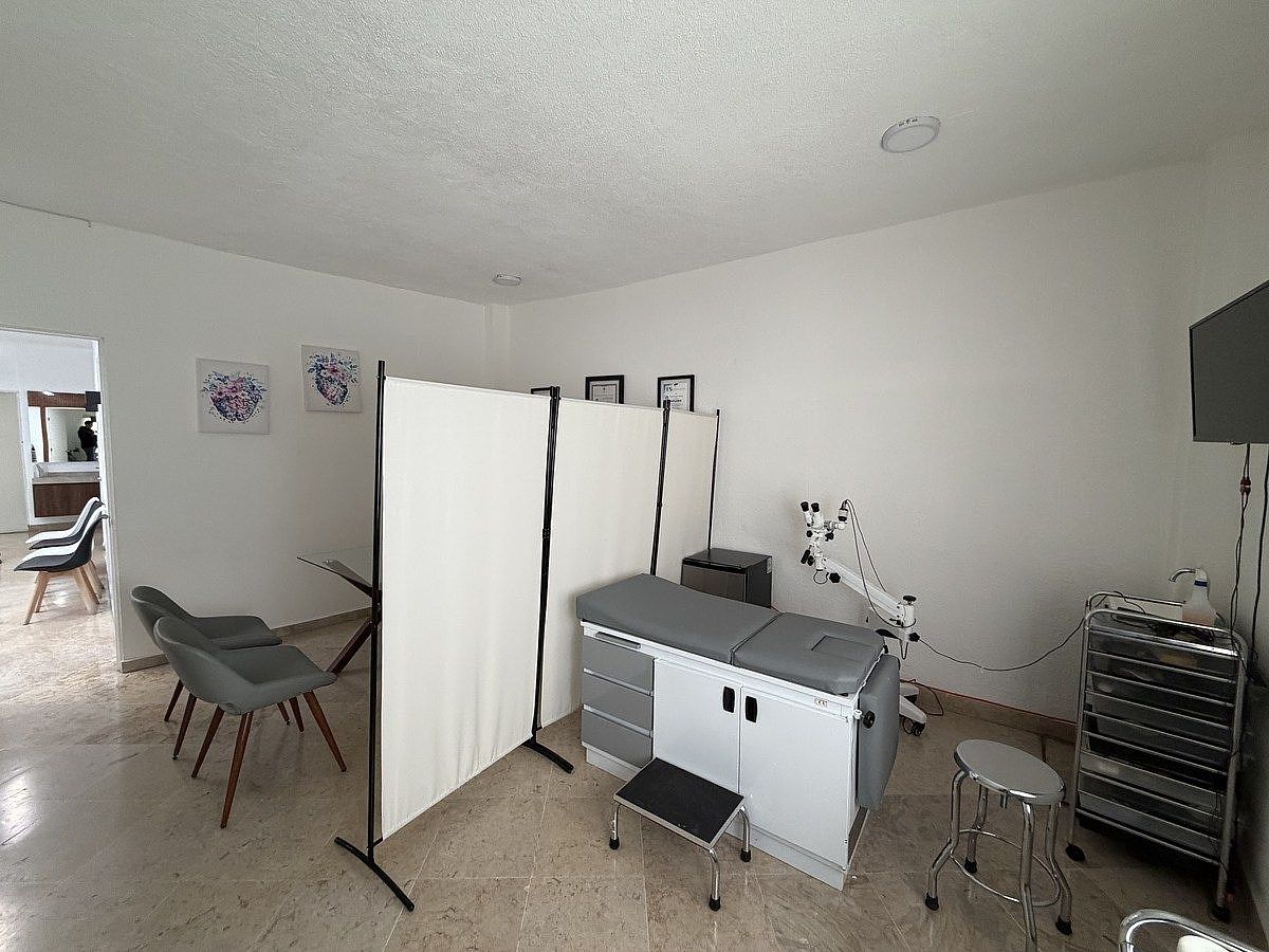 Consultorio en renta en centro médico - miniatura 2