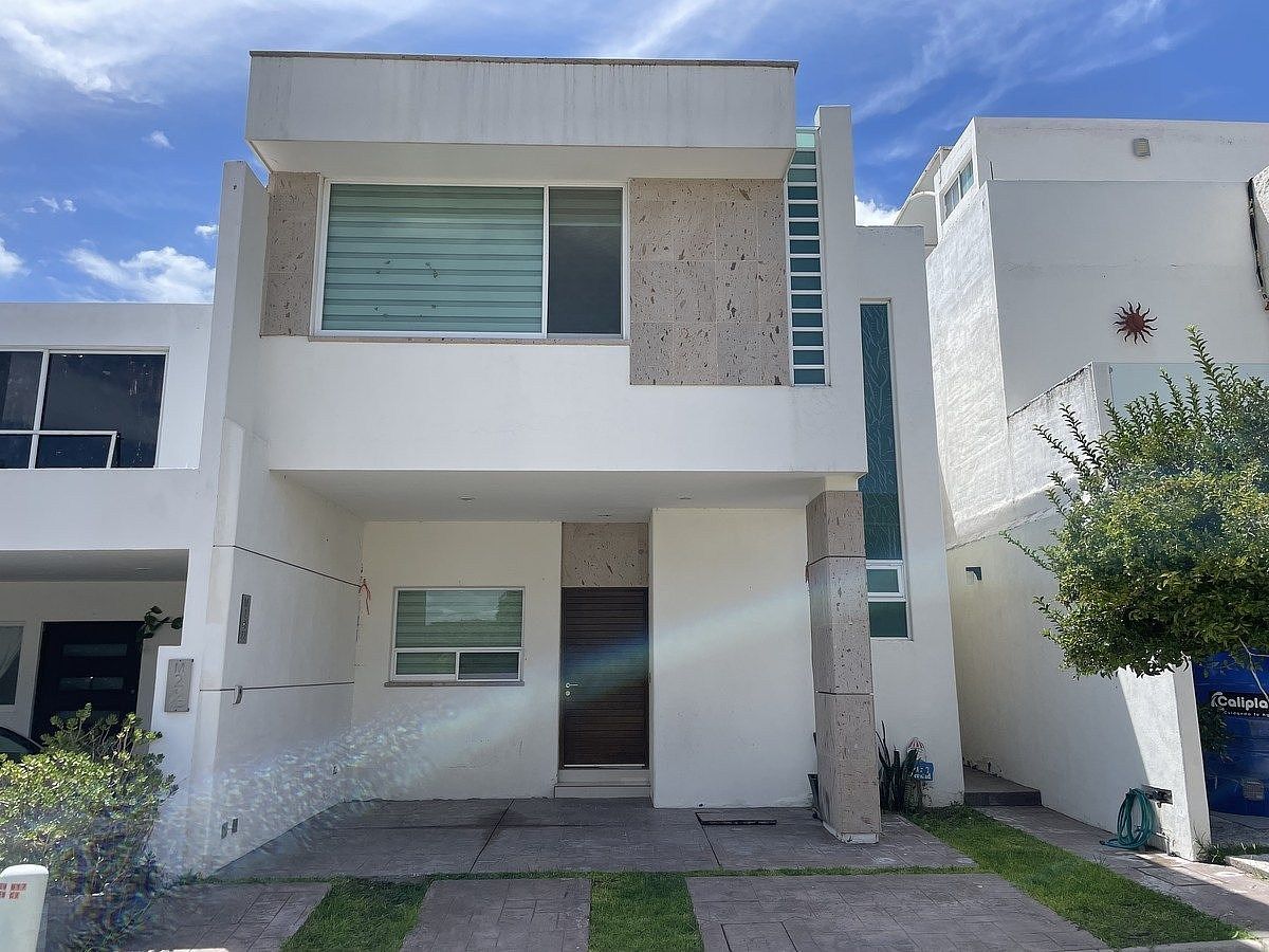 Casa à Venda em Ruscello, foto 1 de 20