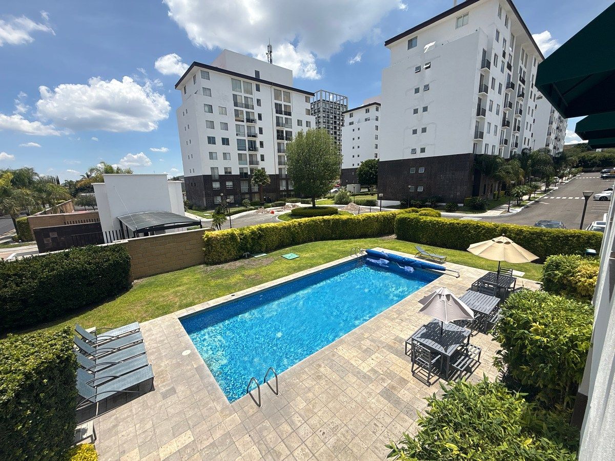 DEPARTAMENTO AMUEBLADO EN RENTA EN JURIQUILLA SANTA FE, TORRES PREMIER, PÁDEL,, foto 1 de 25