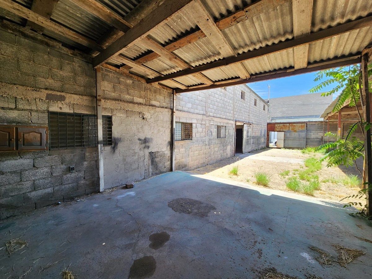 Commercial Storage Unit in Morelos, Chihuahua, photo 5 of 9