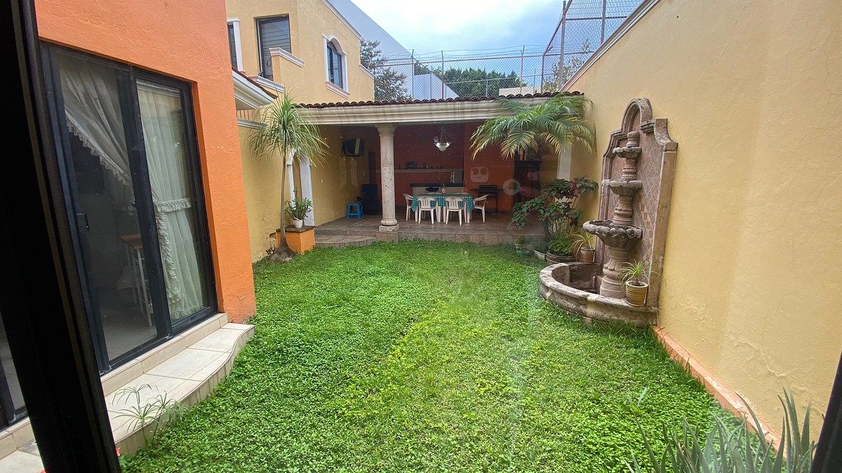 Terraza y jardín, foto 12 de 29