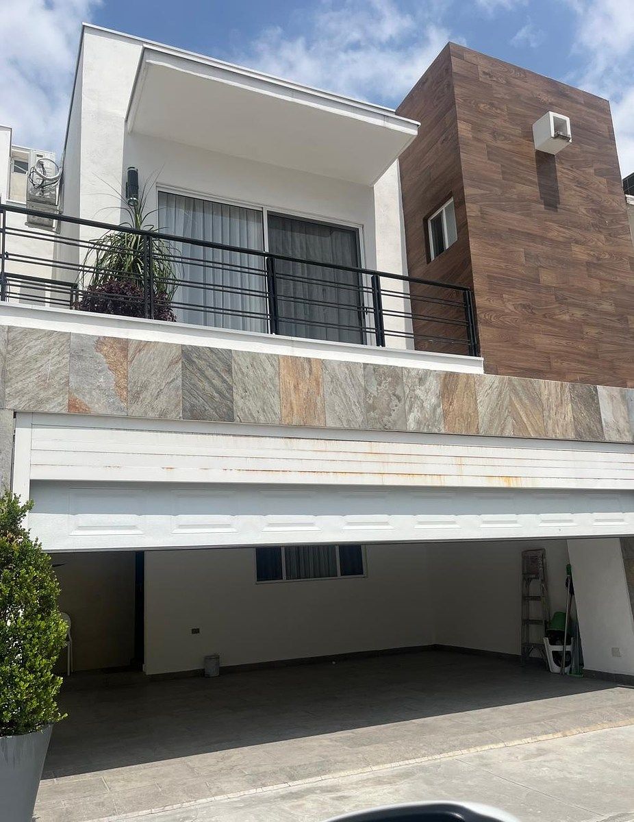 CASA EN VENTA - APODACA, photo 1 of 20