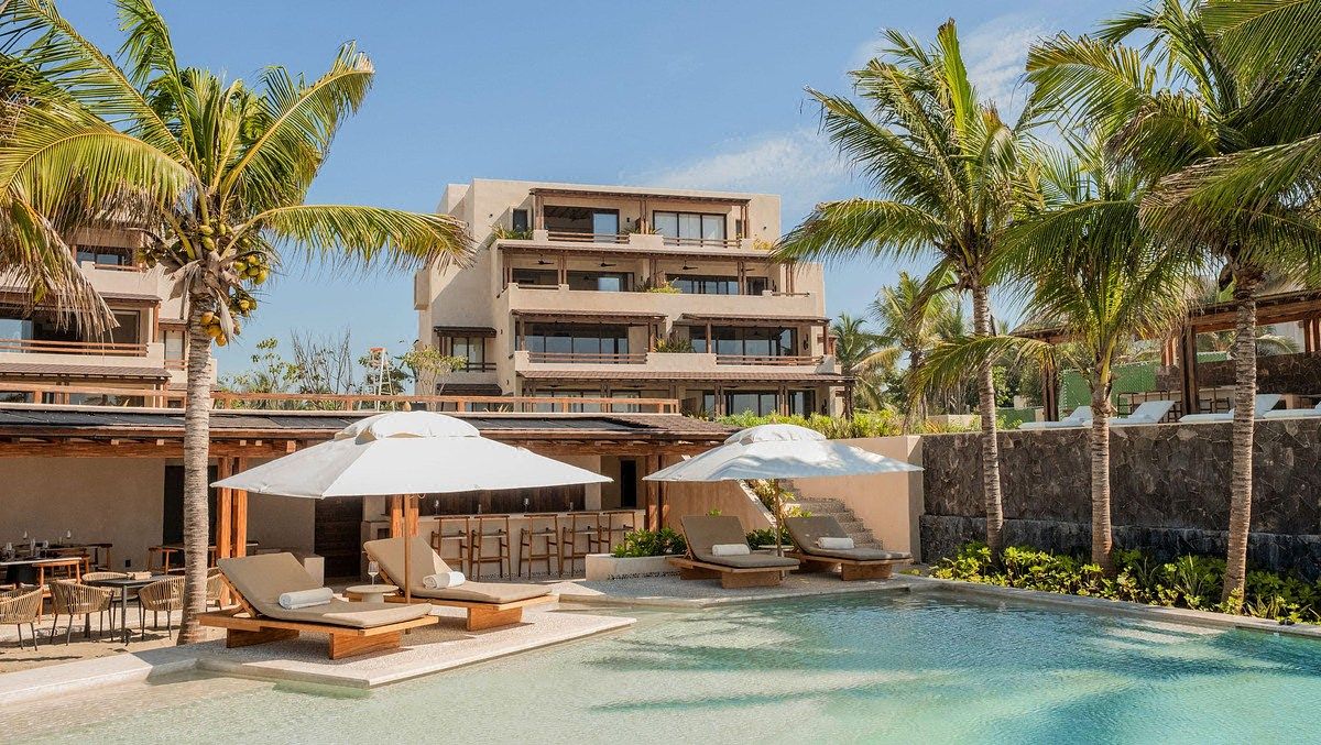 Departamentos de Lujo Frente al Mar en Playa Blanca, Zihuatanejo, CAUMA