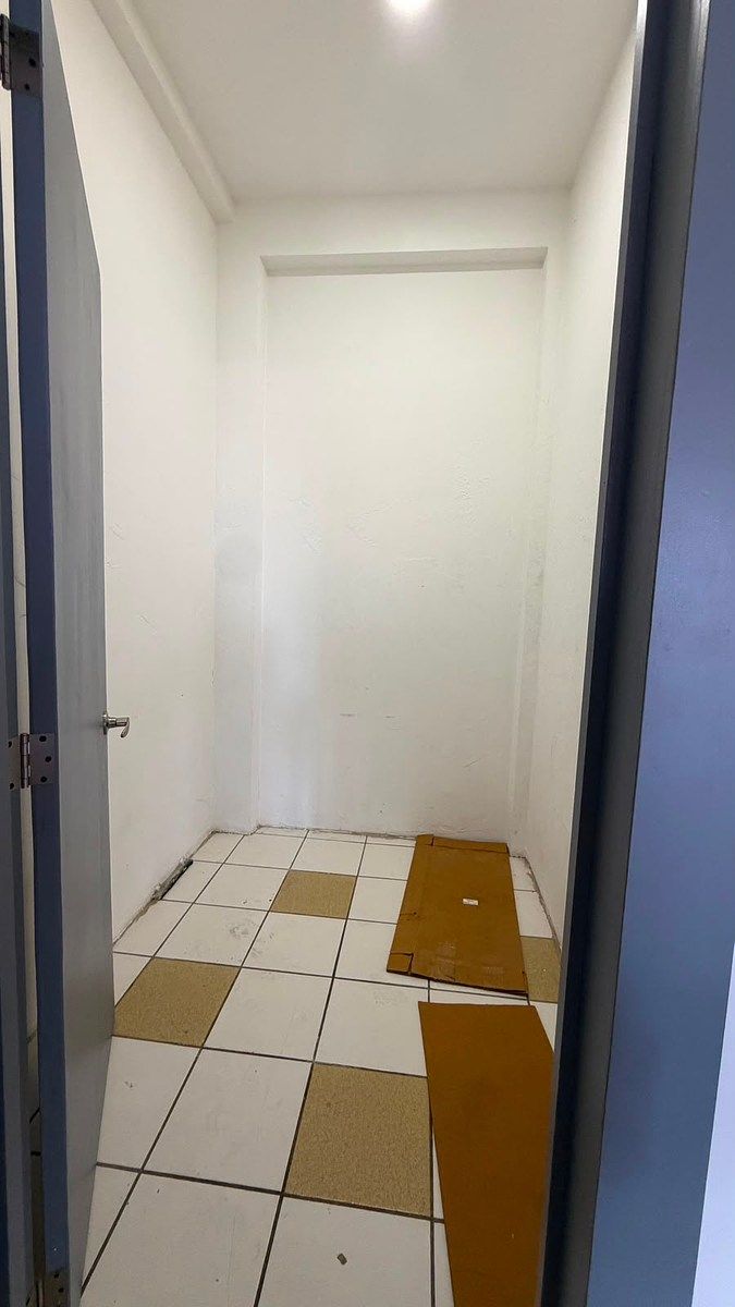 Local comercial en Lago Sur, Tijuana, foto 18 de 23