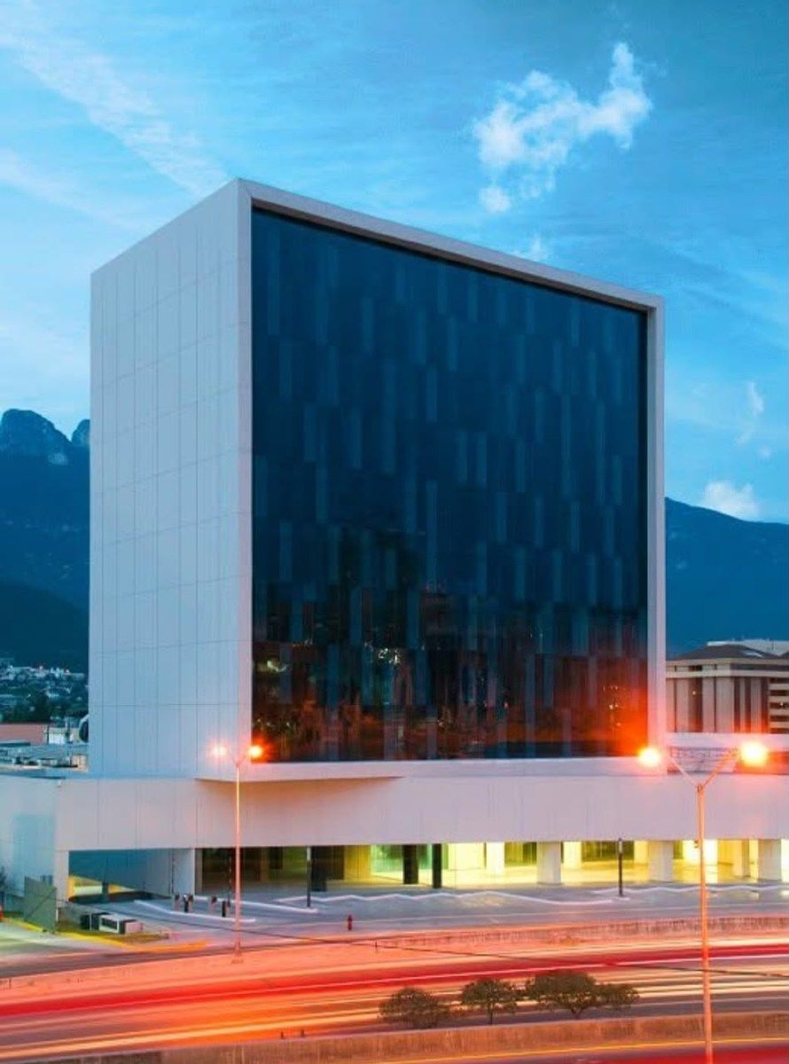 Renta Oficina av Lázaro cardenas Edificio Ixco, foto 1 de 9