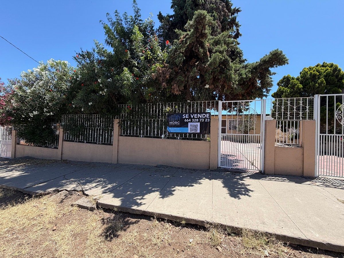 VENTA DE CASA EN ZONA CENTRO, ENSENADA B.C, foto 1 de 24