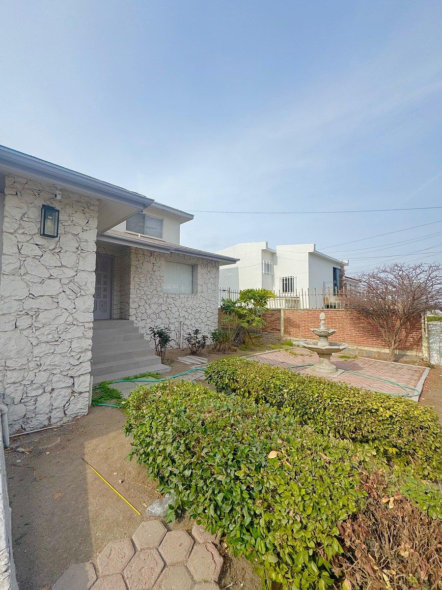 House in Chapultepec, Tijuana, photo 12 of 29