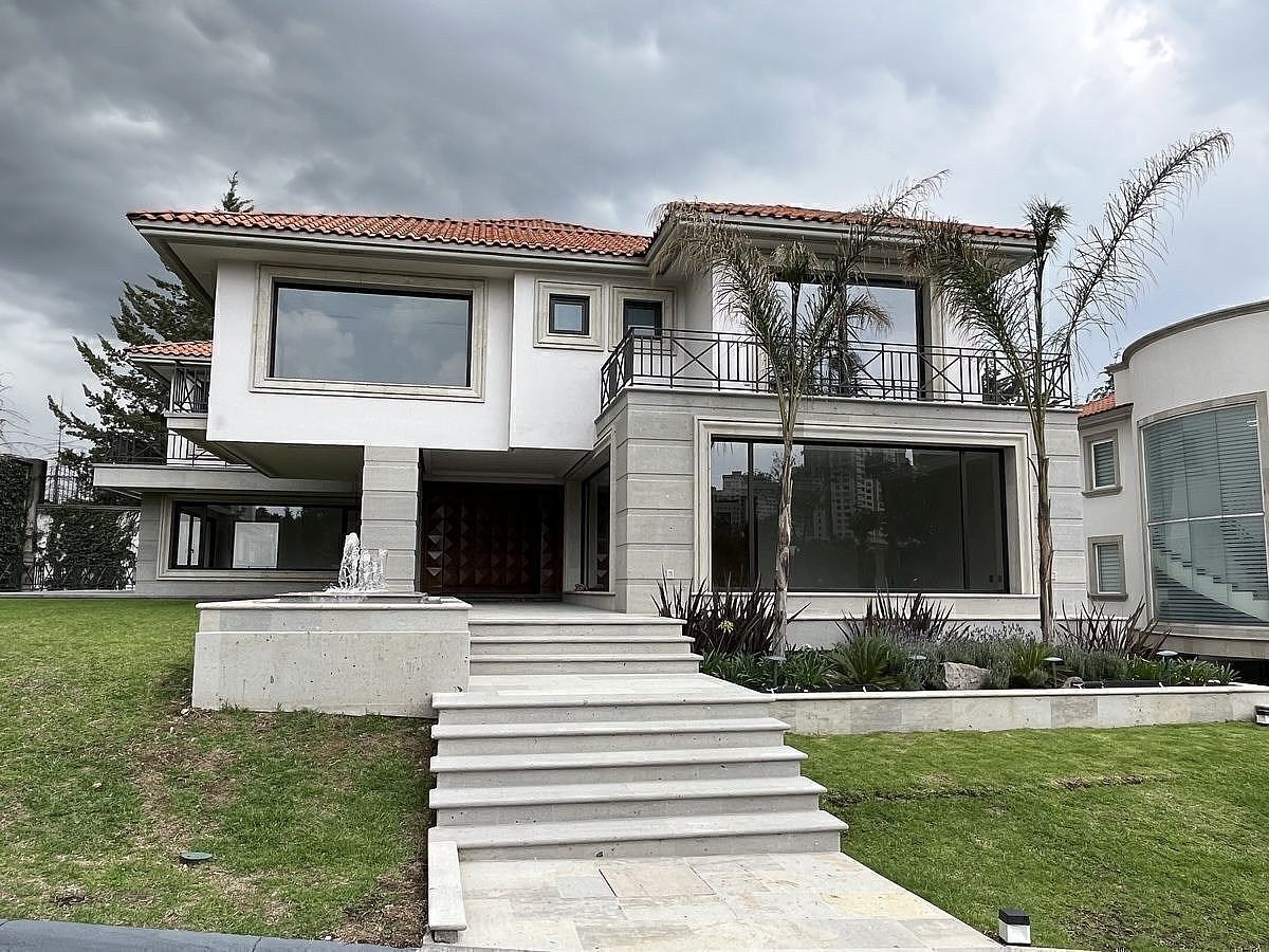 Casa en Venta en Fuentes de las Lomas, foto 1 de 40