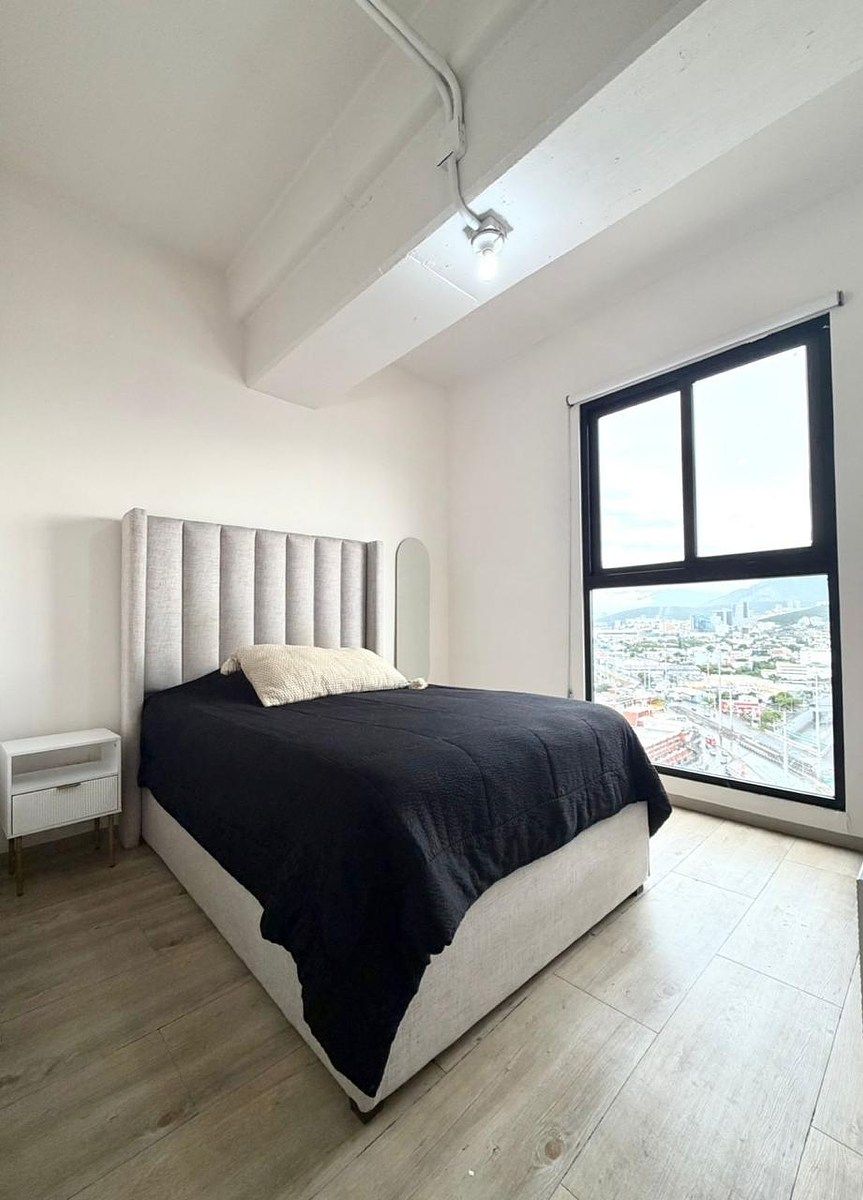 CUARTO PRINCIPAL, photo 4 of 13