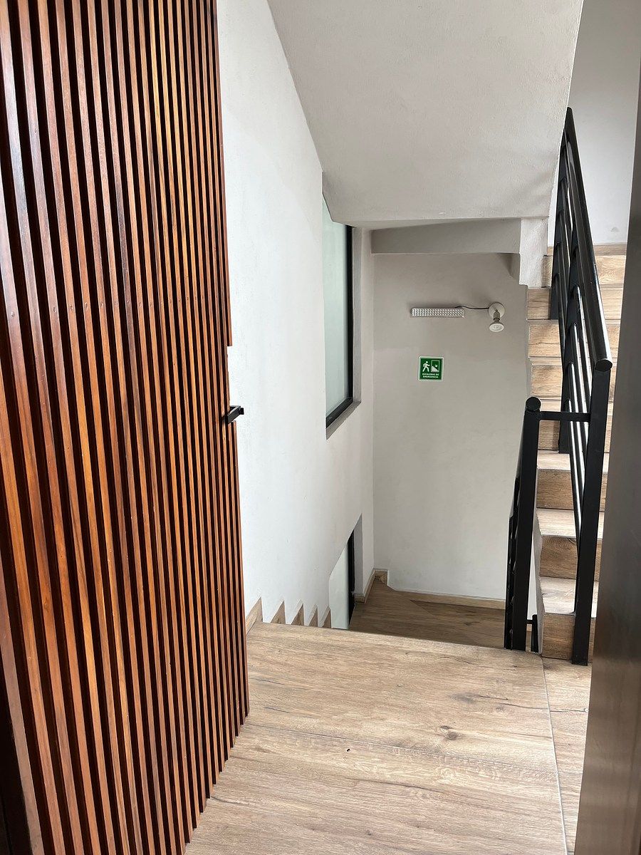 Escalera de emergencia, foto 6 de 33