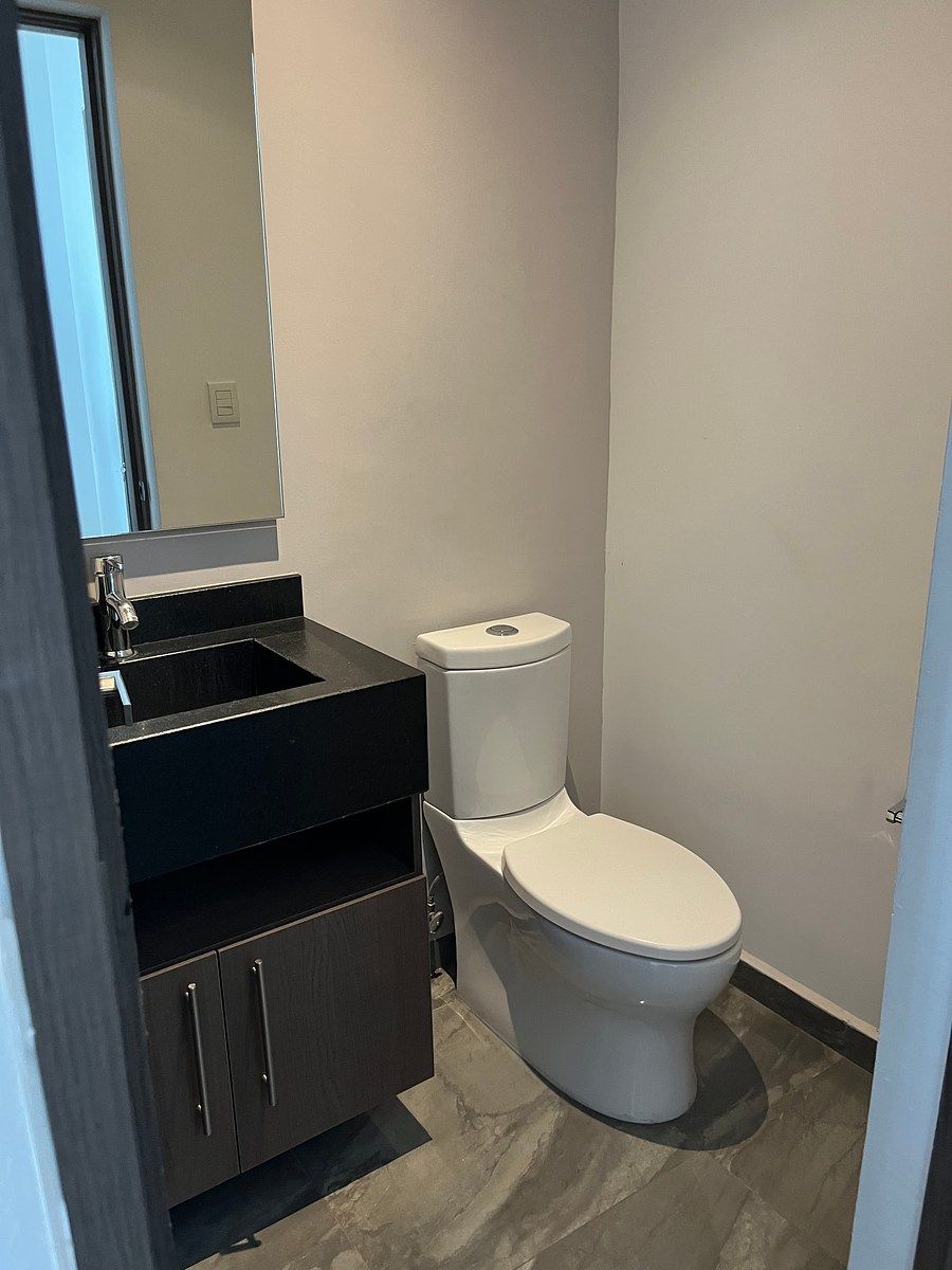 Baño visitas, foto 27 de 33