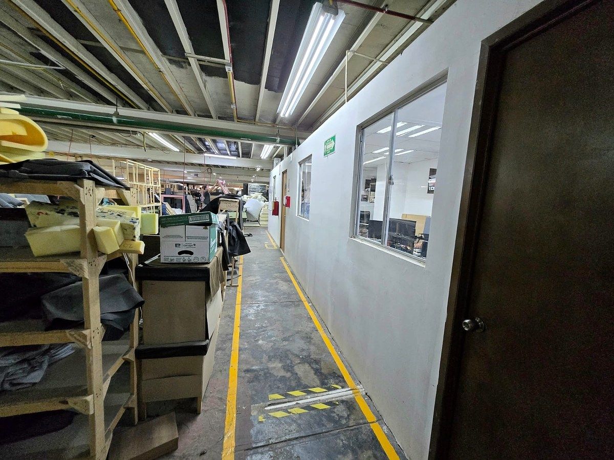 Bodega comercial en Loma Bonita Ejidal, Tlaquepaque, foto 18 de 28