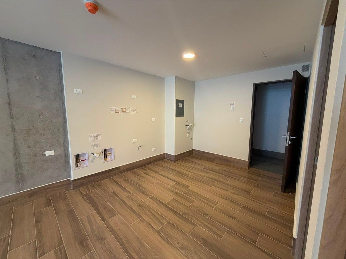 Apartment in Industrial, Monterrey, photo 2 of 17