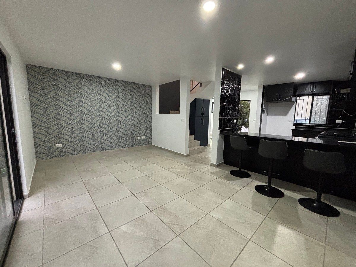House in Gated Community in Capital Sur, El Marqués, photo 4 of 22