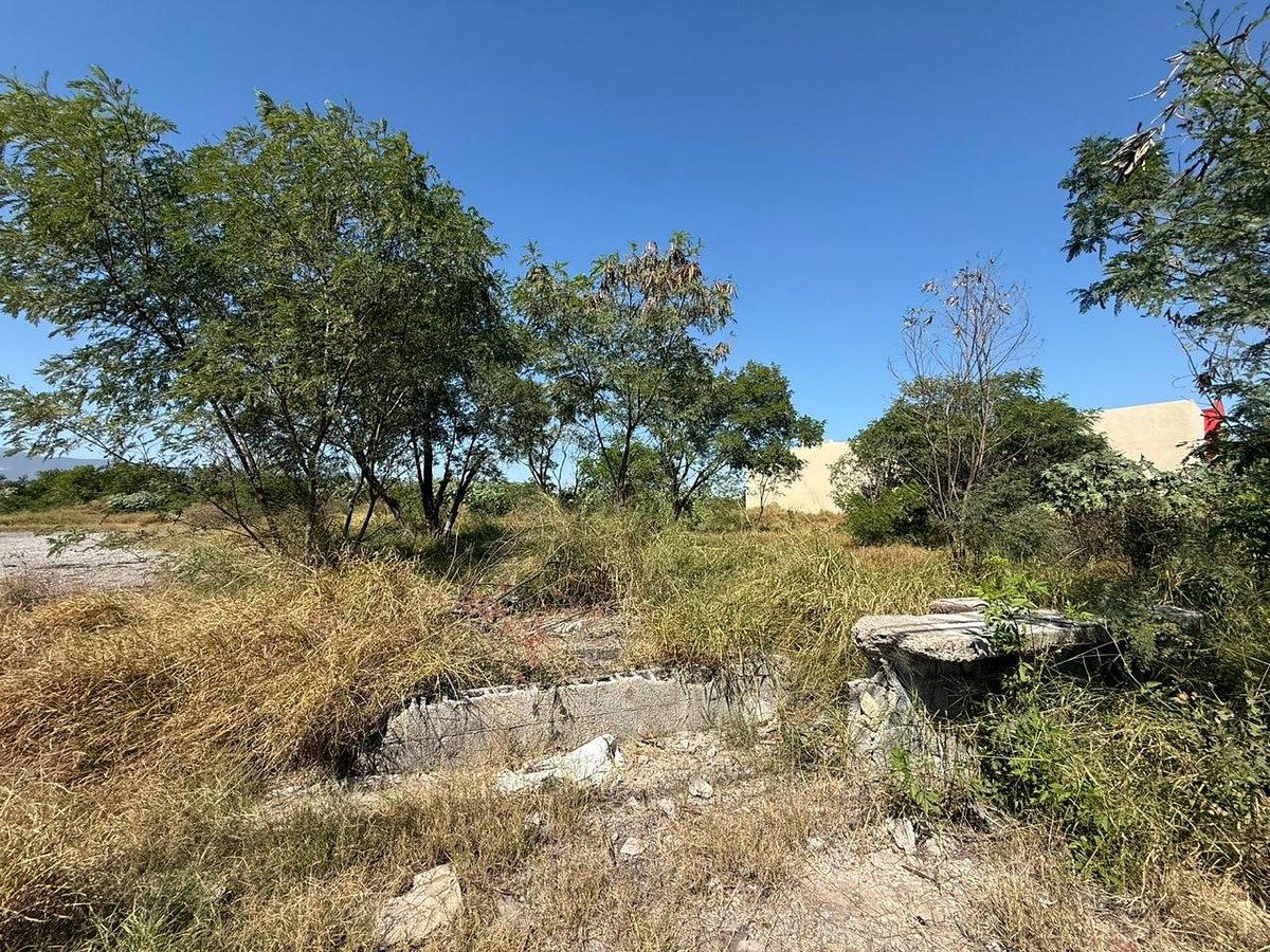 Commercial Lot in Vista Azul, Victoria, photo 2 of 6