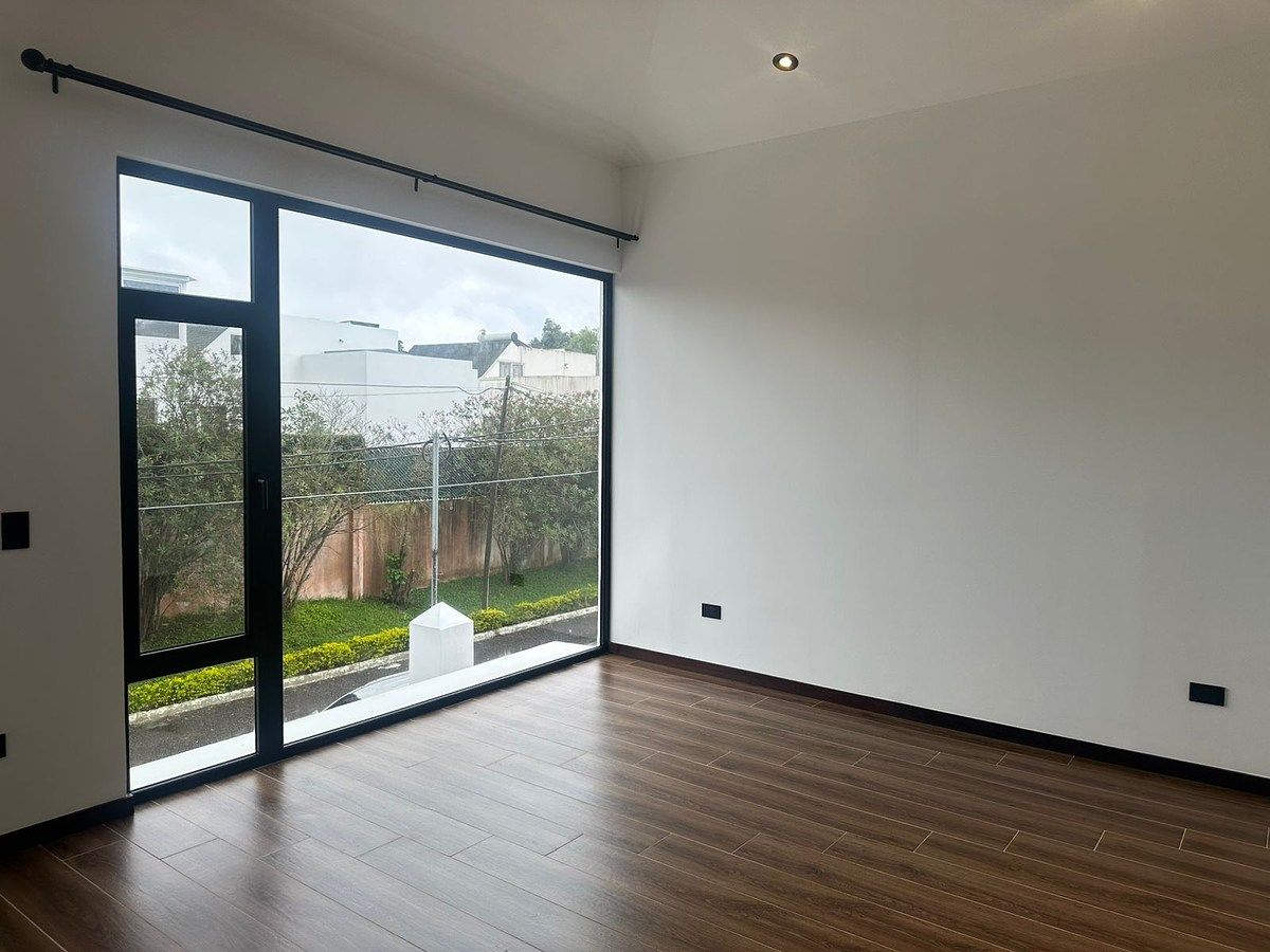 Casa en Condominio en Zona 16, Guatemala, foto 7 de 15