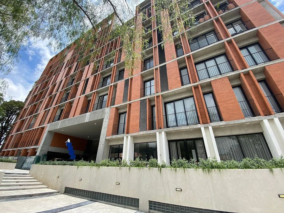 Departamento con estudio en Colomos Providencia | Ideal para invertir, foto 1 de 33
