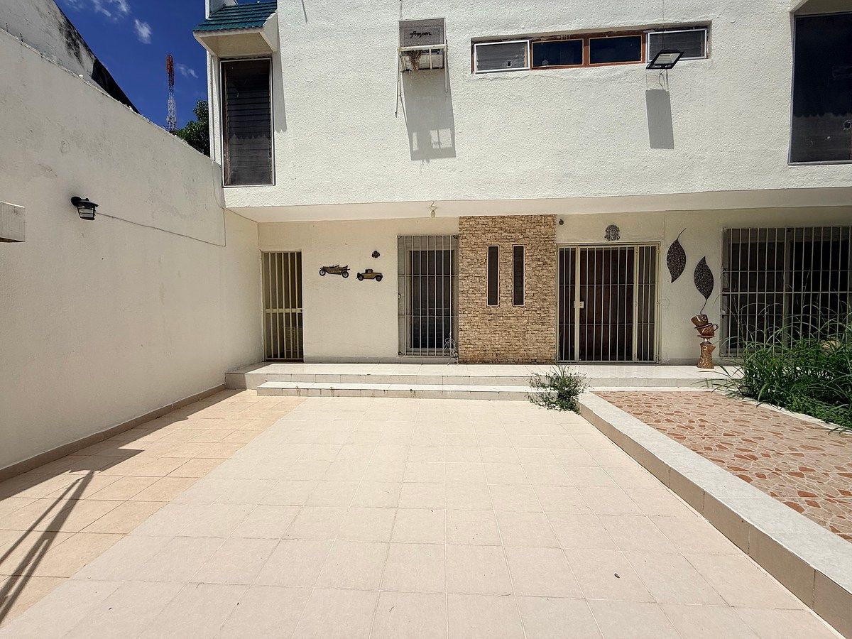 Amplia casa en venta en la colonia El mirador 🏡, foto 1 de 15