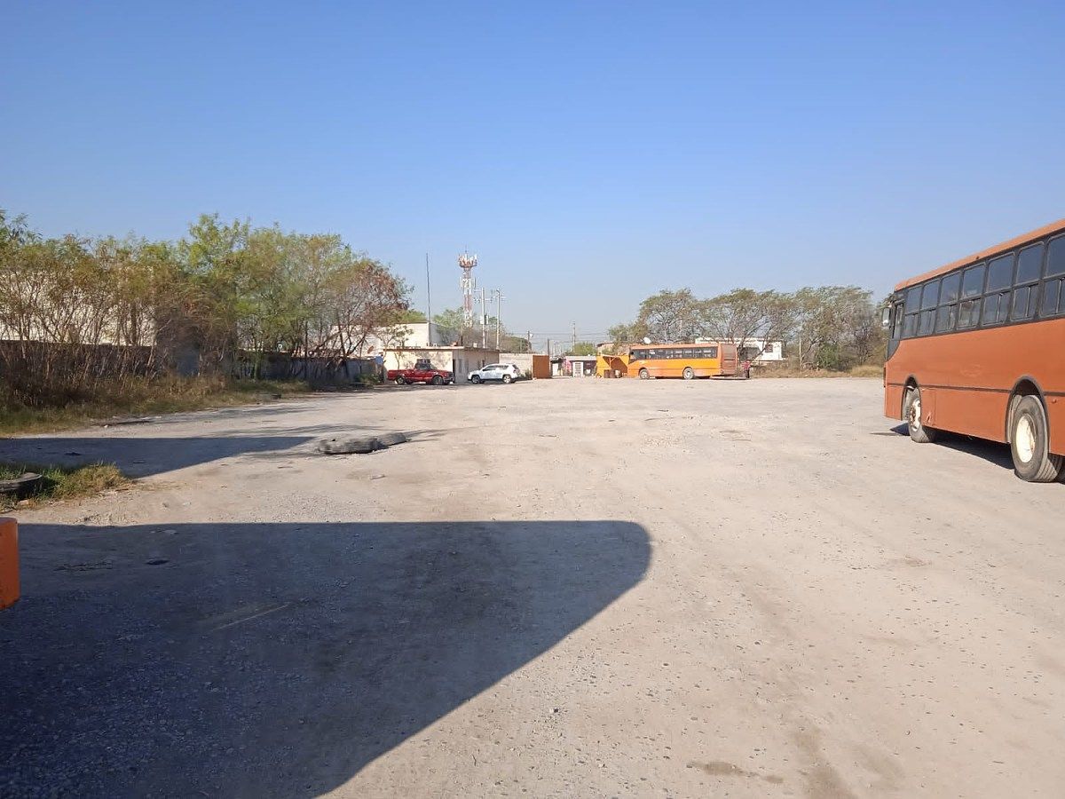 Terra industrial em Lázaro Cárdenas 1er Sec., Cadereyta Jiménez, foto 5 de 7