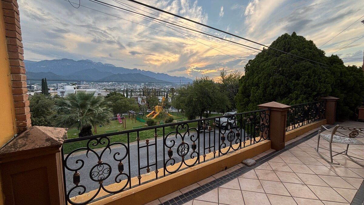 House in Contry, Monterrey, photo 2 of 18