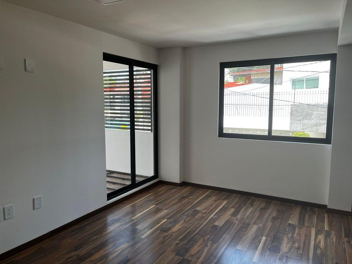 RENTO DEPARTAMENTO CON TERRAZA; EN PARTE ALTA DE LAS AGUILAS, foto 1 de 14