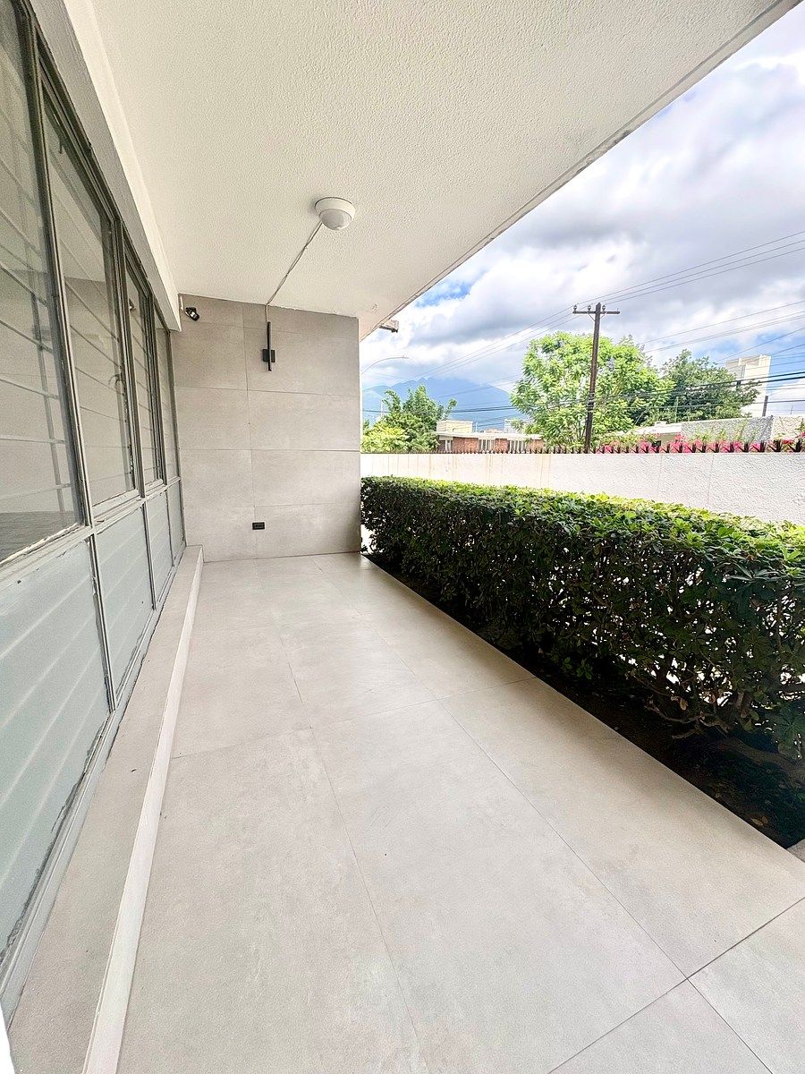 House in Chepevera, Monterrey, photo 3 of 26
