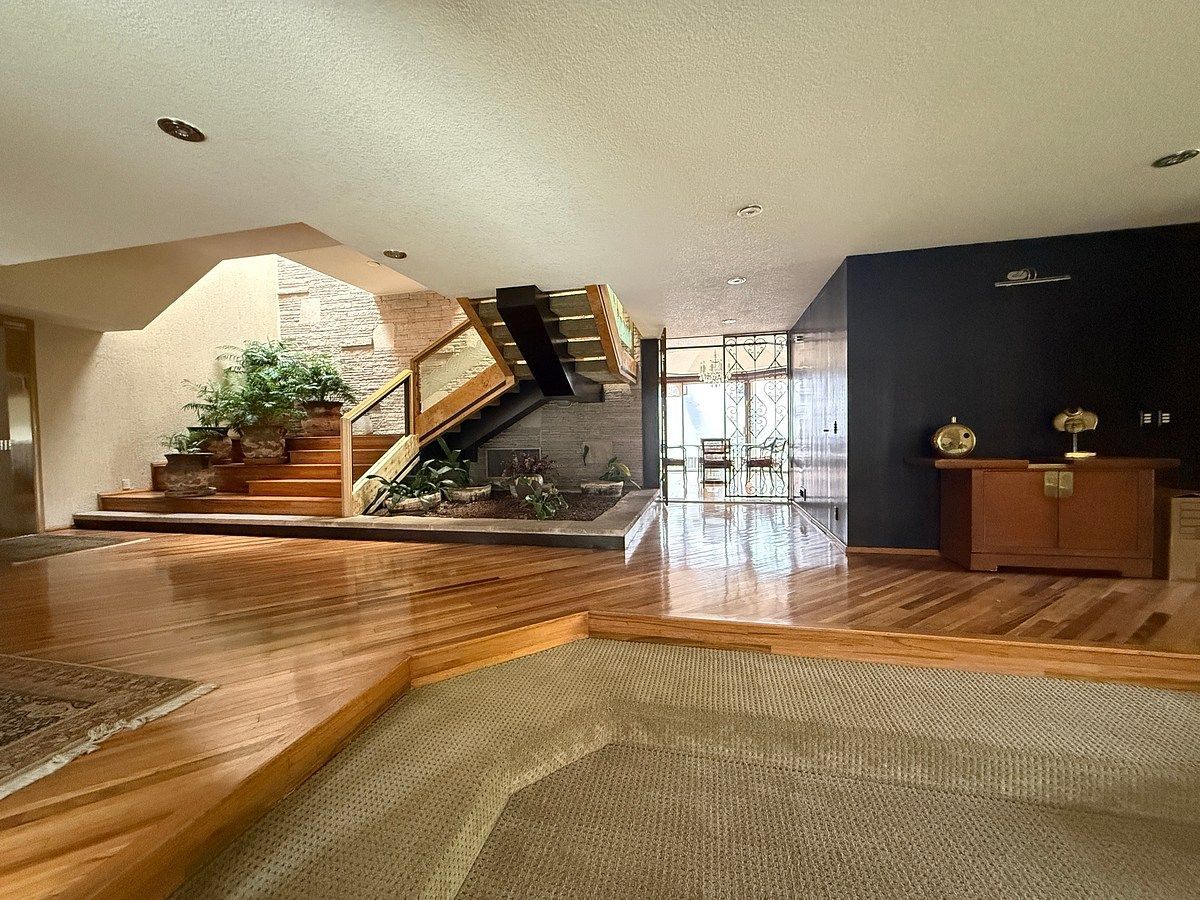 Casa em Bosques de las Lomas, Cuajimalpa de Morelos, foto 2 de 39