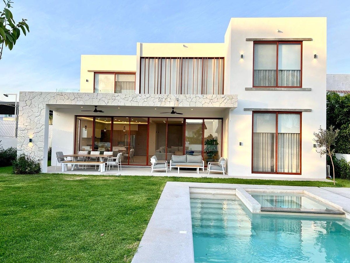 Casa en venta en lomas de Cocoyoc, foto 1 de 10
