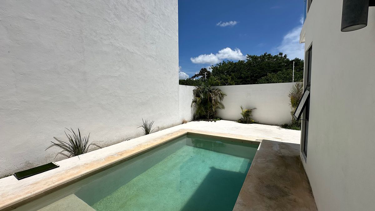 House in Gated Community in Cholul, Mérida, photo 47 of 50