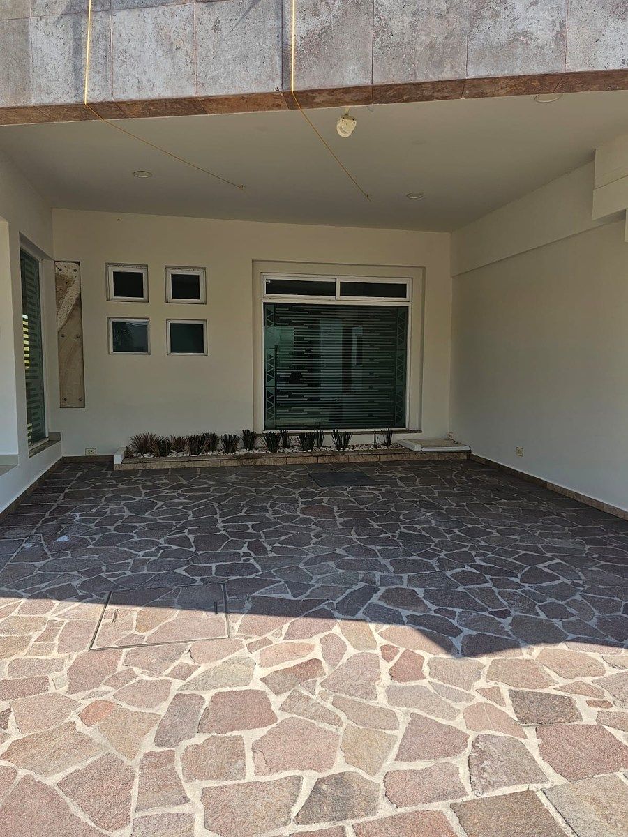 Casa em condomínio fechado em Colinas del Cimatario, Querétaro, foto 2 de 31