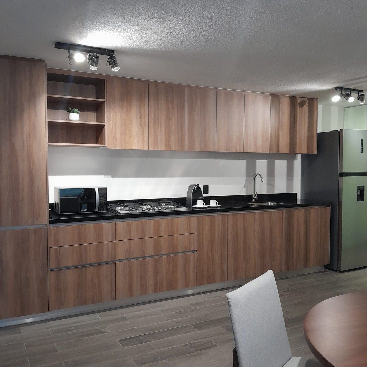 APARTAMENTO COM 3 QUARTOS À VENDA, foto 1 de 15
