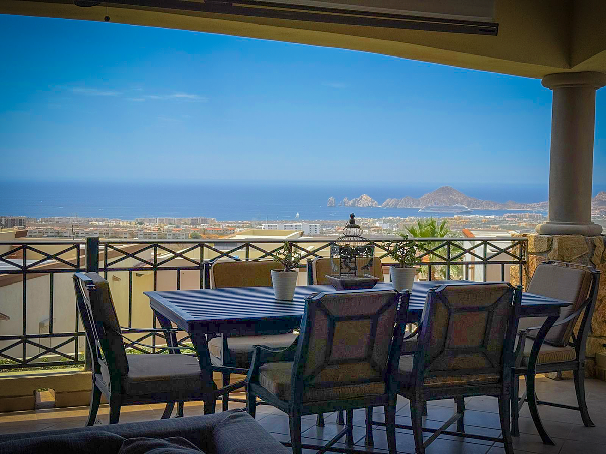 Invierte en Los Cabos: Condominio de 3 Recámaras con Vista al Mar, foto 1 de 29