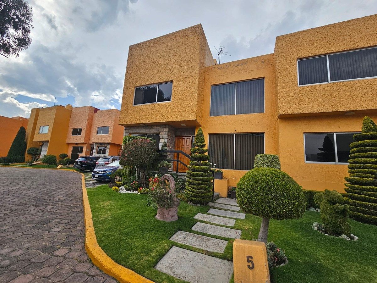 Casa en Condominio en Venta – con jardín, foto 1 de 20