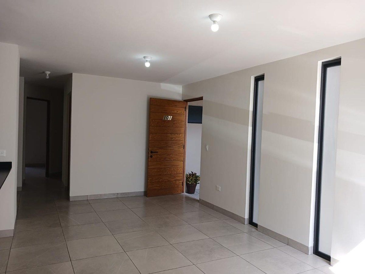 Apartamento em Zákia, El Marqués, foto 2 de 17