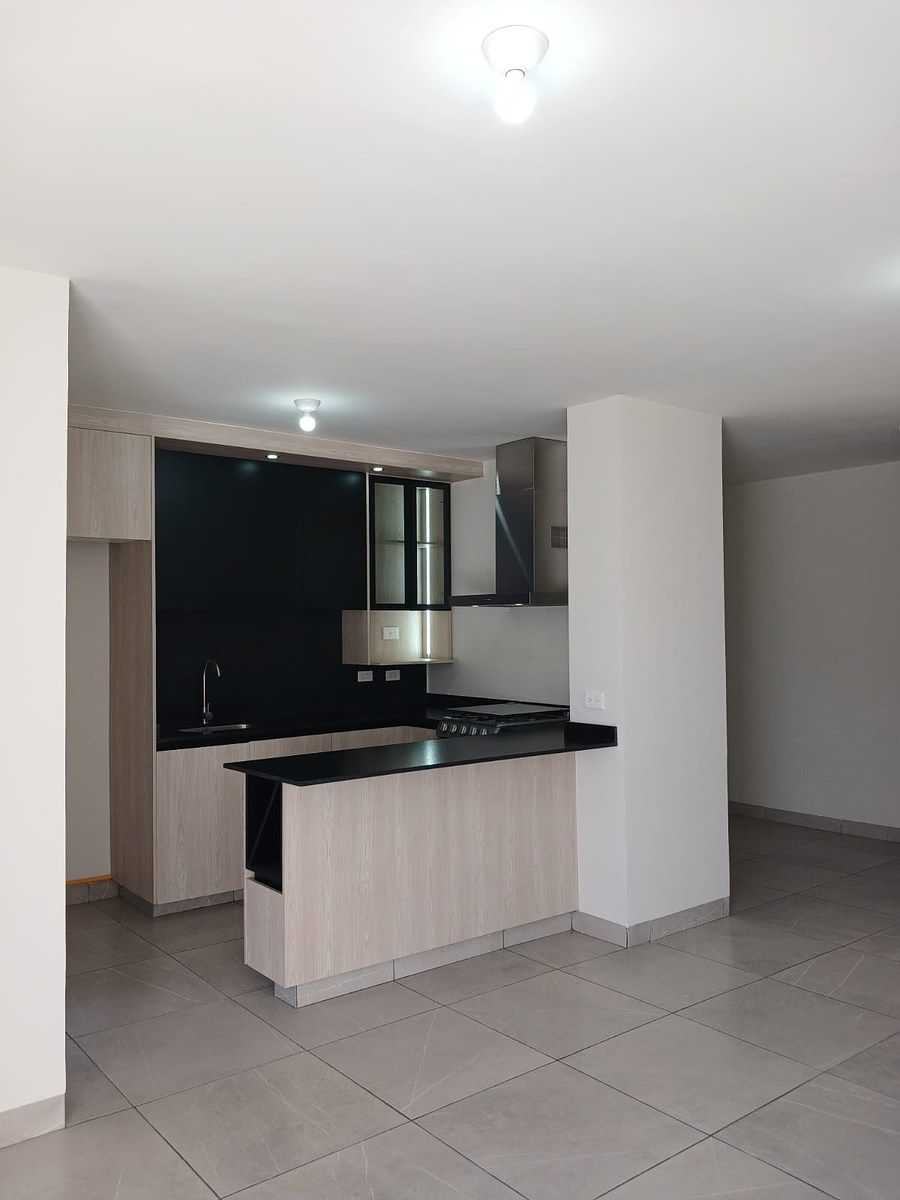 Apartamento em Zákia, El Marqués, foto 12 de 17