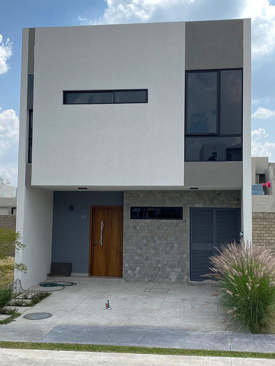Hermosa residencia en venta zmg sur, photo 1 of 11