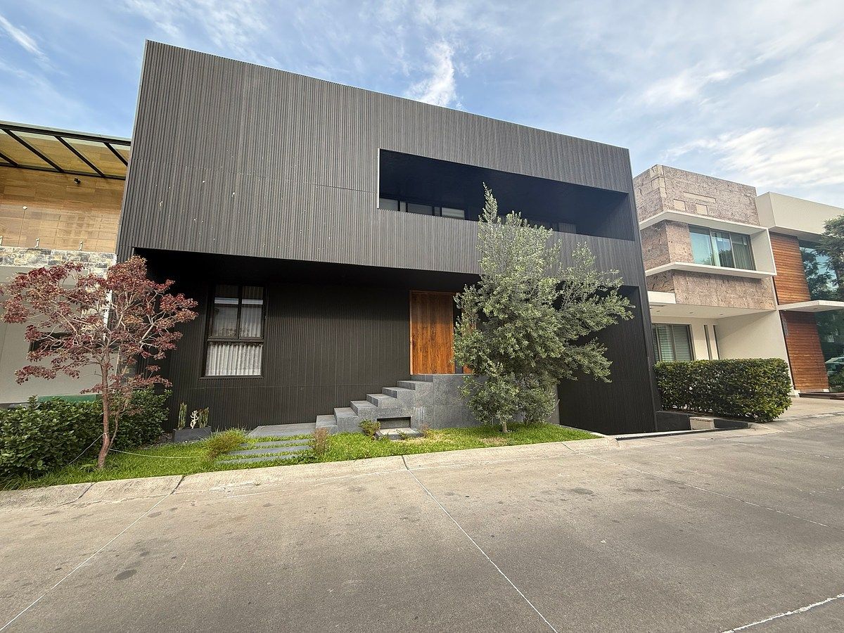 Casa venta Villa Verona, photo 1 of 34