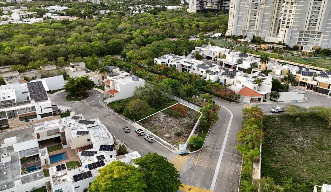 Venta Lote Residencial en Privada, Altabrisa Mérida