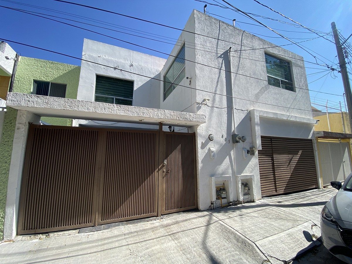 CASA AMUEBLADA DUPLEX EN VIRREYES, foto 1 de 42