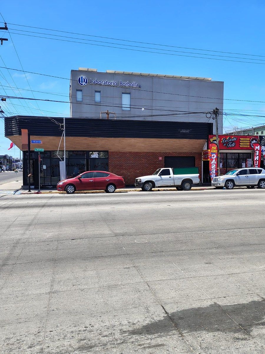 Local comercial en Sección Primera, Ensenada, foto 2 de 11