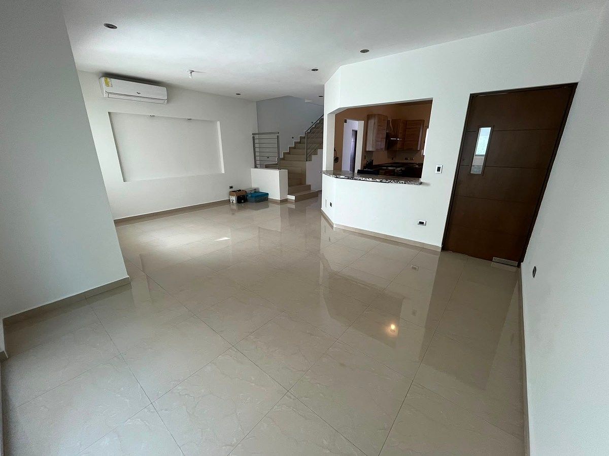 House in Colinas del Valle, Monterrey, photo 11 of 15
